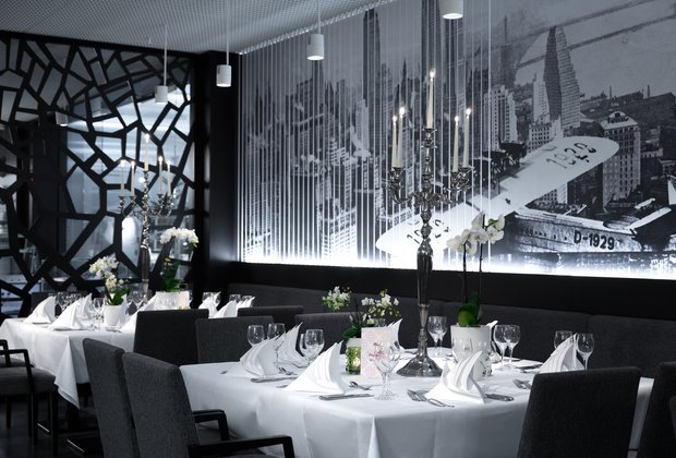 Tischarrangement für Hochzeit im DO-X Restaurant